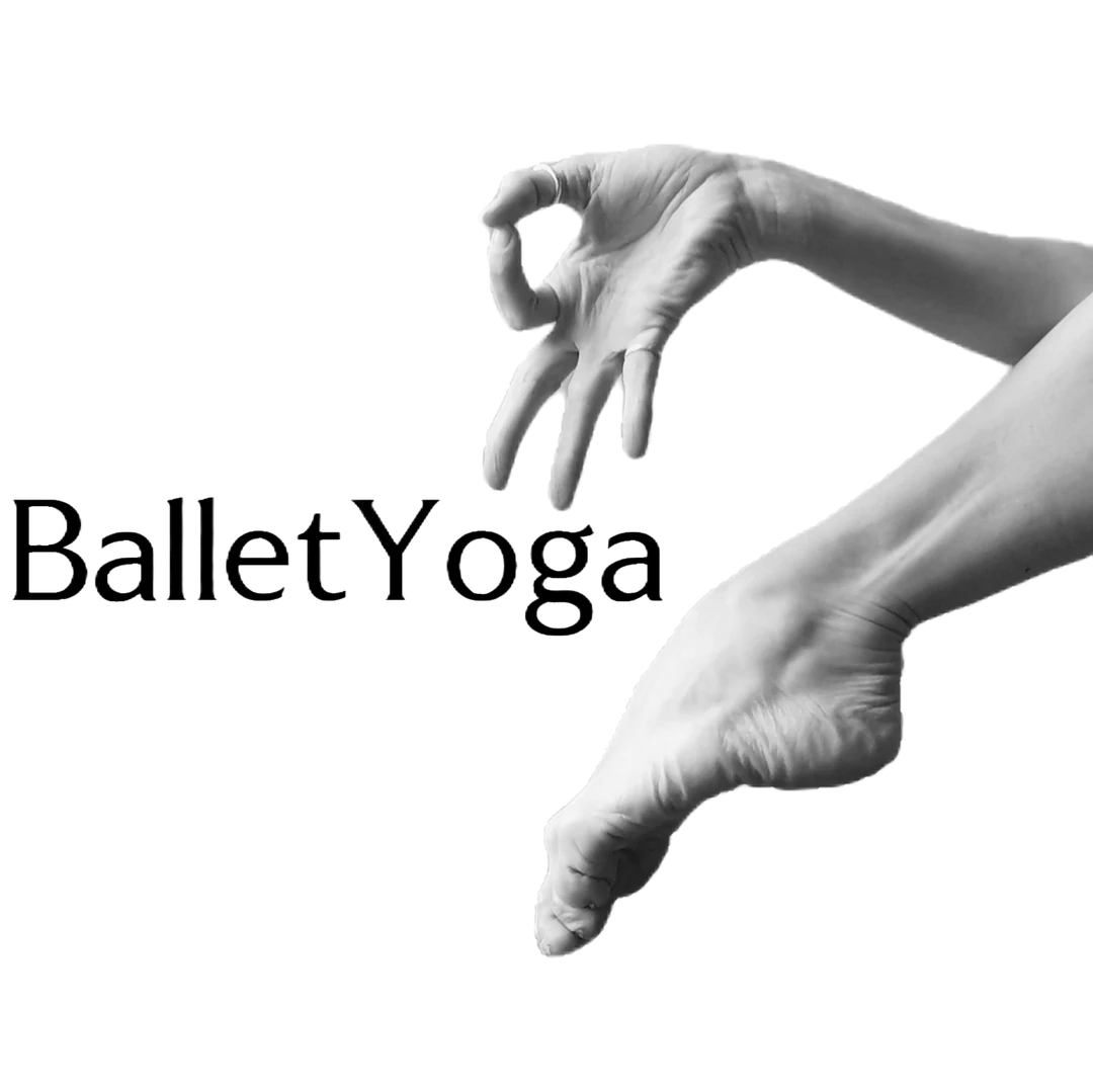 Mano e piede in bianco e nero — BalletYoga®